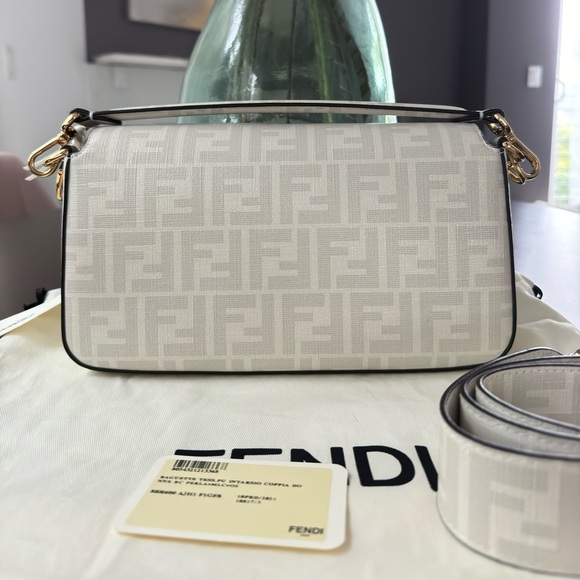 NWT Fendi Baguette Midi Bikini Girls Shoulder Bag - Picture 6 of 13